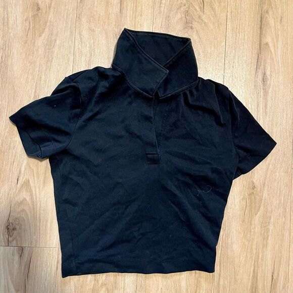 Uniqlo Tops - Black Collared Short Sleeve Top
